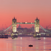 чаша с Тауър Бридж в Лондон